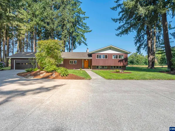 36765 Glaser Dr, Scio, OR 97374