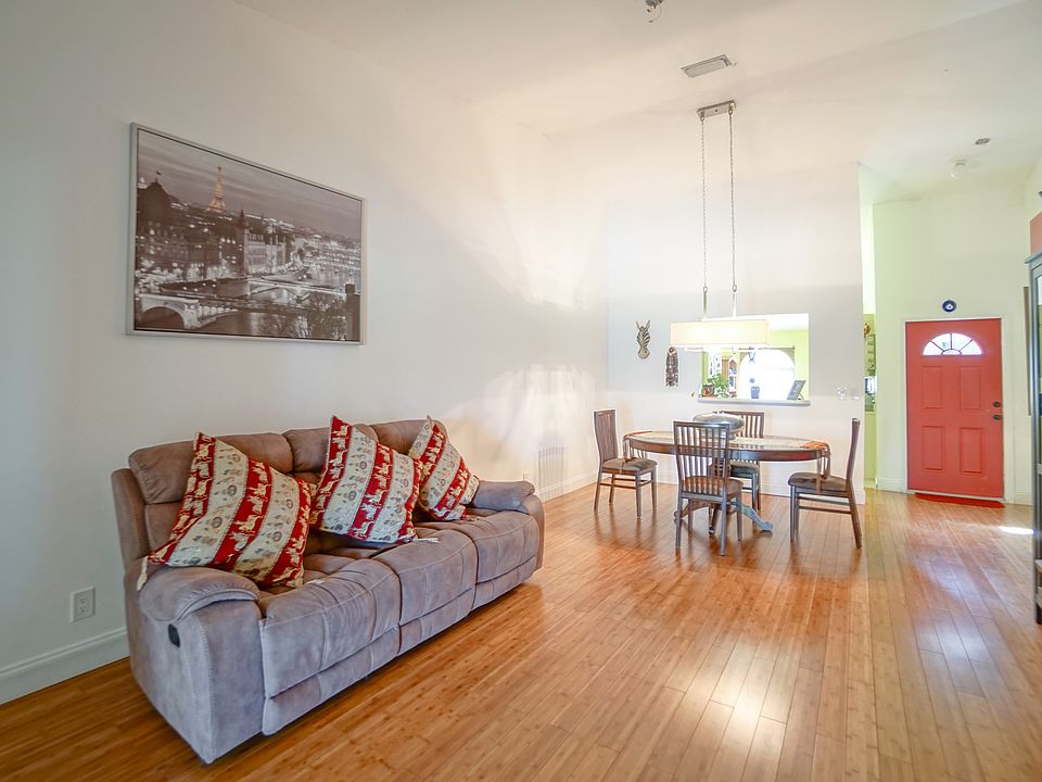 1st image of 10007 NW 83rd St APT 3