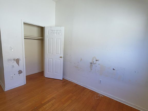 2nd image of 14509 Lakewood Ave Floor 2