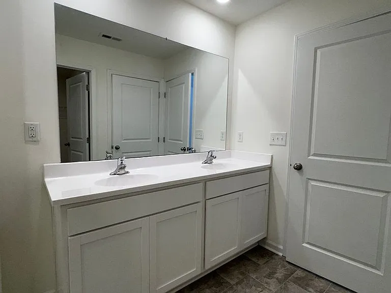 3113 Berna Way — Photo 33
