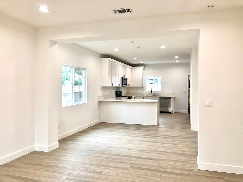 1st image of 5513 1/2 Angelus Ave