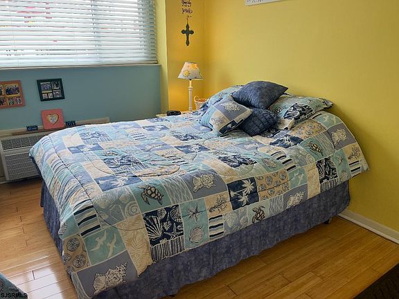 4th image of 111 S Surrey Ave APT 104
