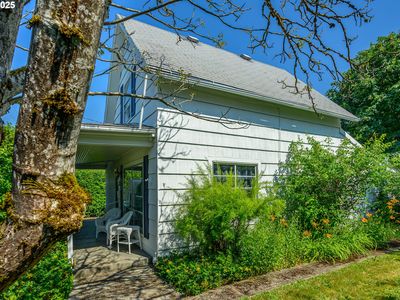 216 NE 10th St, McMinnville, OR, 97128