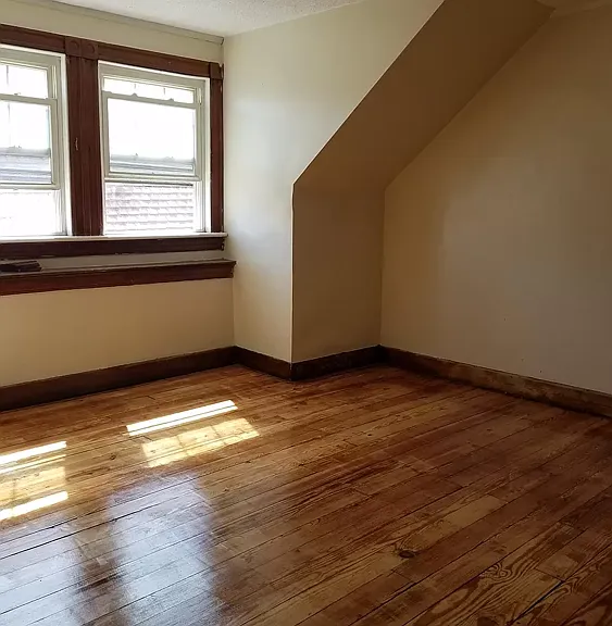442 Farmington Ave #1E — Photo 4
