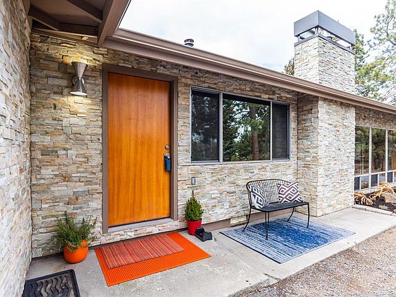 2nd image of 20894 Desert Woods Dr