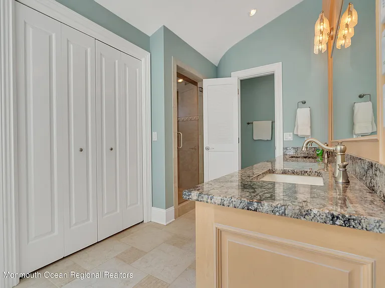 1101 S Ocean Ave — Photo 62