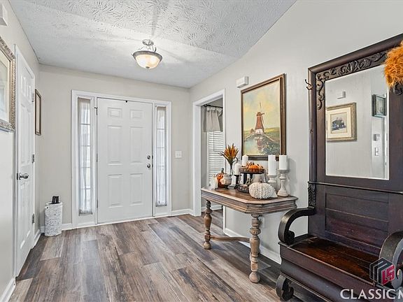 5th image of 1241 Blue Springs Drive