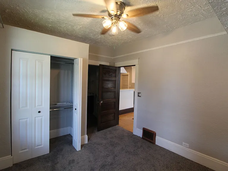 1306 E Montgomery Ave — Photo 17