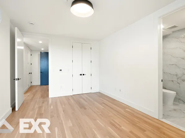 1946 Ocean Avenue image 7 of 19