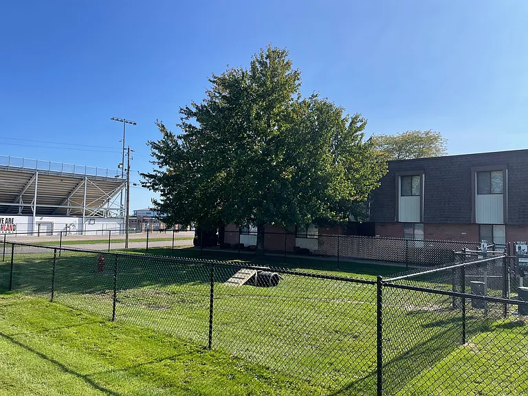 Stadium Villas — Photo 17