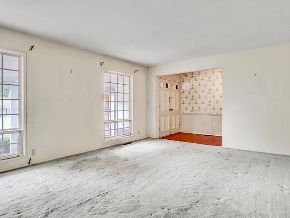 4th image of 3615 Estates Dr