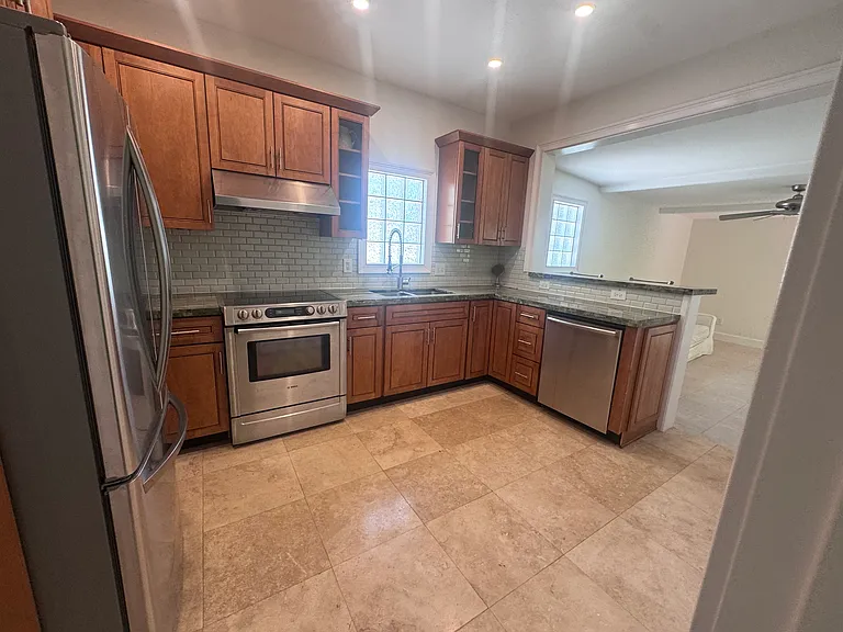 1101 Von Phister St — Photo 17