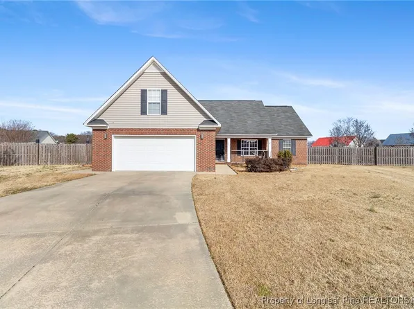 103 Kennedy Dr, Raeford, NC 28376