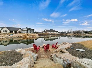 686 S Short Ln, Eagle, ID 83616