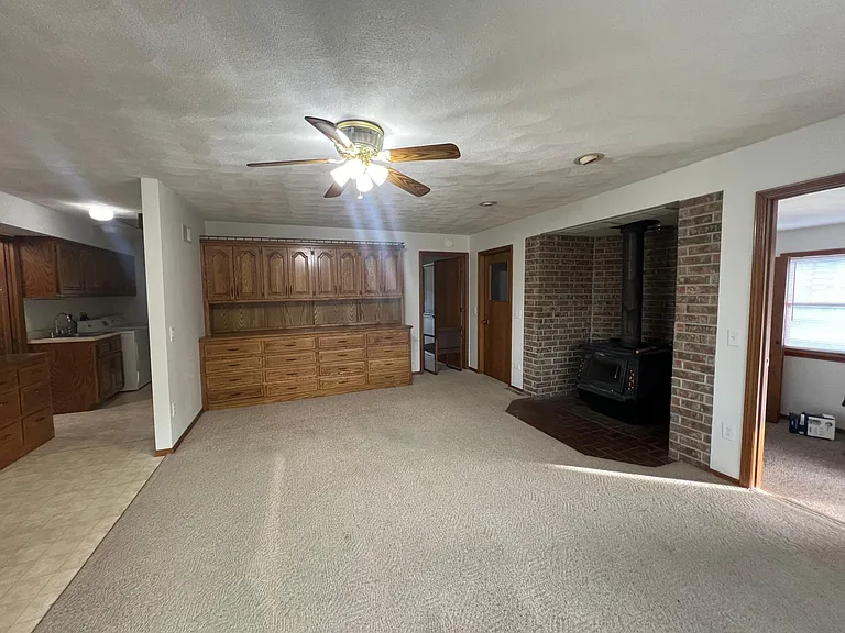 1085 W State Highway Cc — Photo 18