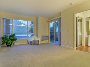 6586 Friars Rd APT 201, San Diego, CA 92108