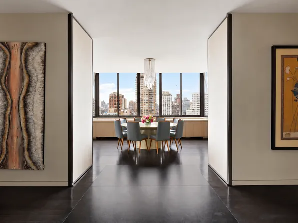 200 East 65th Street image 1 of 30