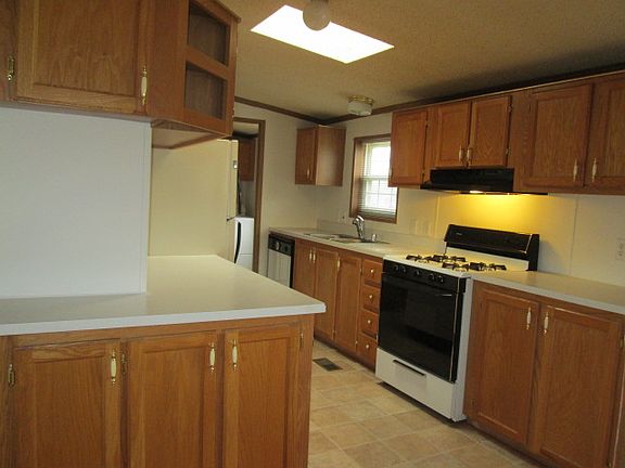 5th image of 104 Fawn Dr