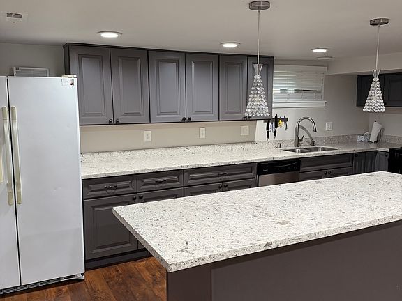 4th image of 4103 Ridge Rd W