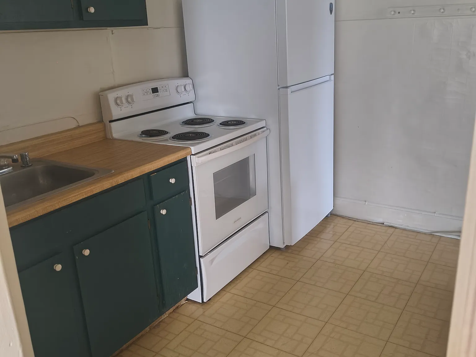 1 bed, 600 sqft, $1,100 — Photo 2