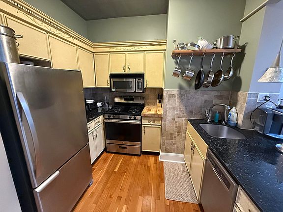 4th image of 825 Washington St APT 5A