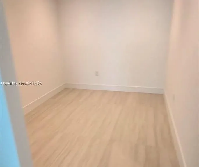 2411 Laguna Circle North 1411 #1411 — Photo 39