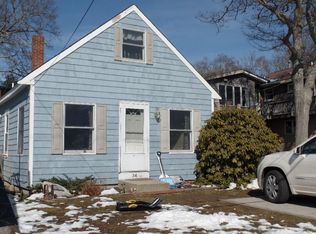 34 Hathaway St, Fairhaven, MA 02719