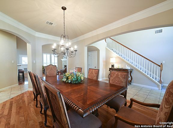 5th image of 2672 Inwood Briar