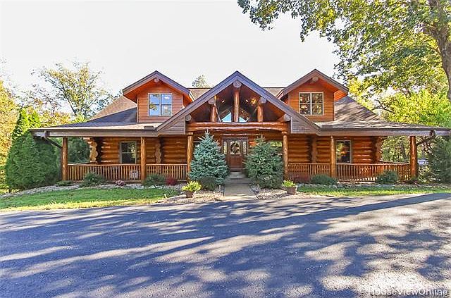 1st image of 2303 Hunters Ln