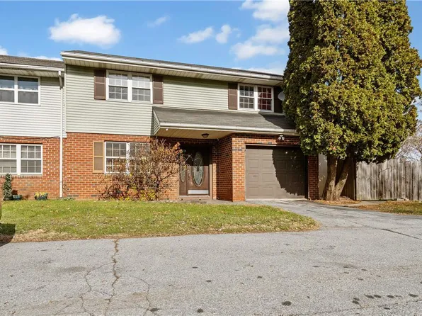 208 Vista Dr, Easton, PA 18042