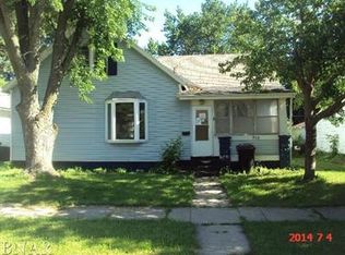 713 W Walnut St, Bloomington, IL 61701