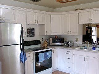 1st image of 3232 Gavota Ave