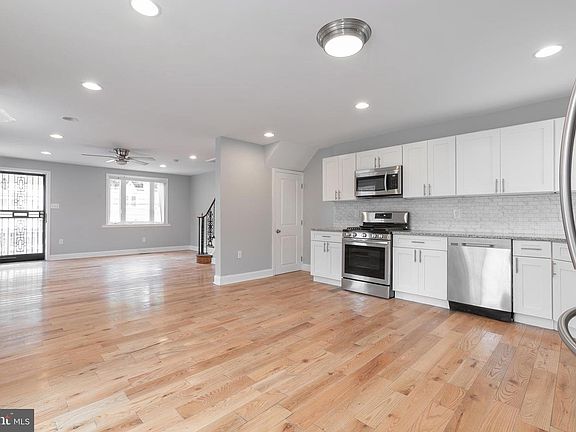 3rd image of 719 Yeadon Ave