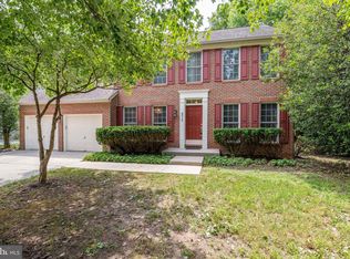 8014 Moss Bank Dr, Laurel, MD 20724