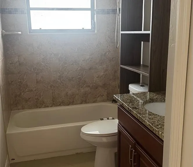 1319 SW 10th Pl — Photo 7