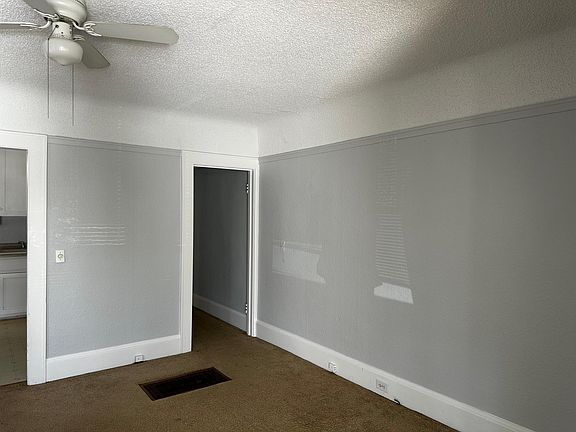 4th image of 204 15th St