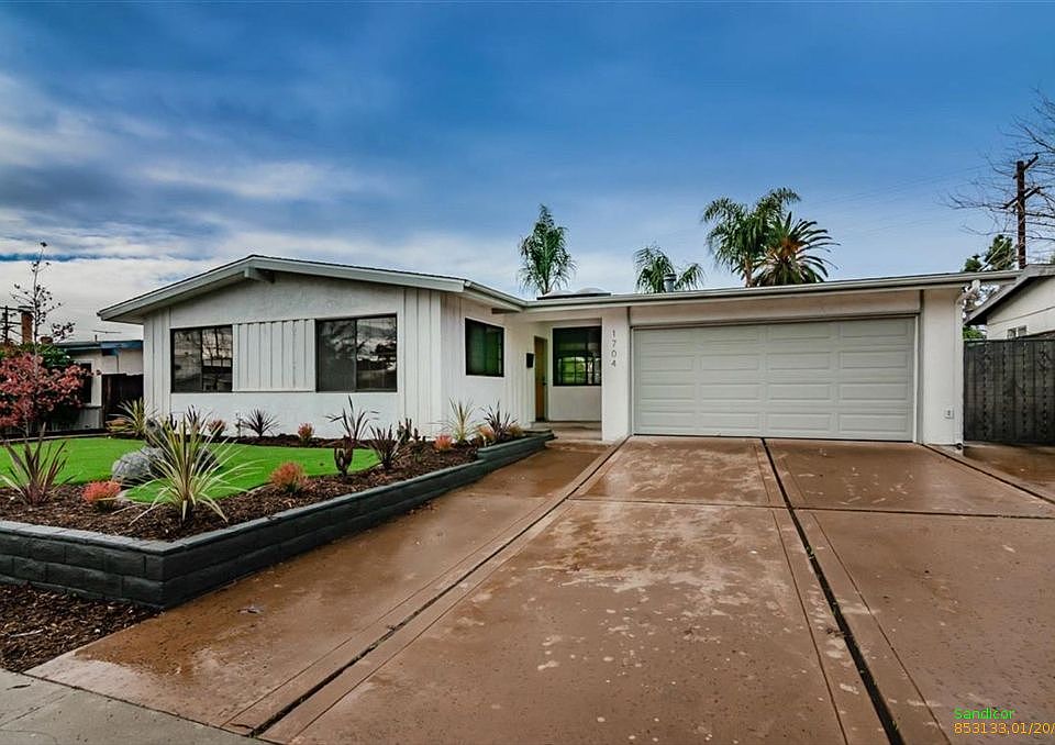 2nd image of 1704 Poinciana Dr