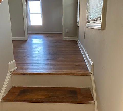 3rd image of 417 Guilford Ave #B
