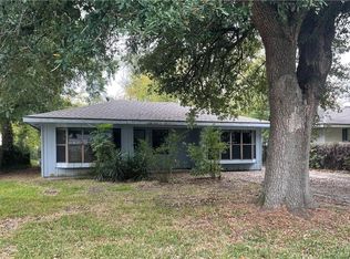 139 Mallard St, Lake Charles, LA 70605