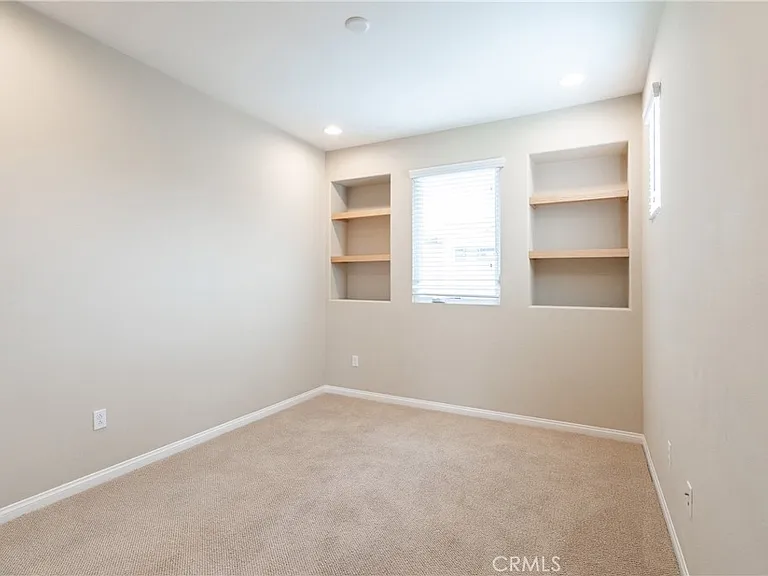 20328 Paseo Las Olivas — Photo 27