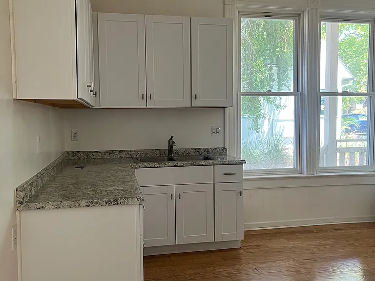 115 G St #1 — Photo 3
