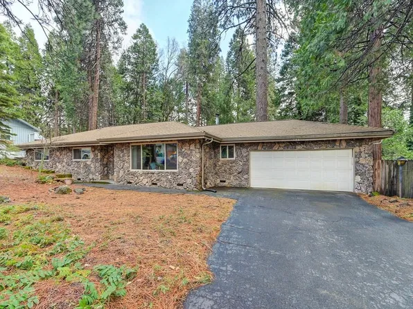6860 Ridgeway Dr, Pollock Pines, CA 95726