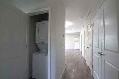 1601 Kimbark St #201 — Photo 6