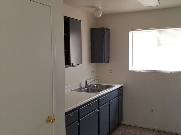 4th image of 16095 Via Montana