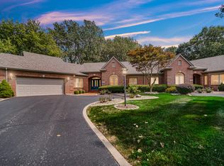 1000 Rescobie Ct, Schererville, IN 46375