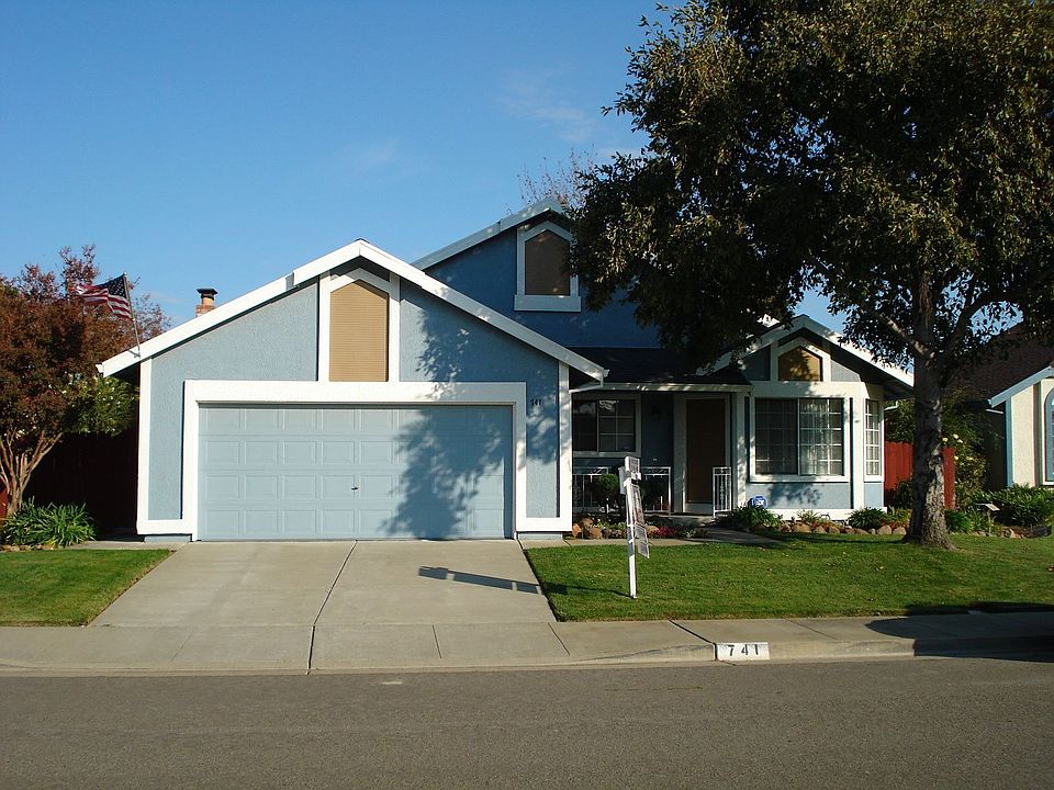 2nd image of 741 Chula Vista Way