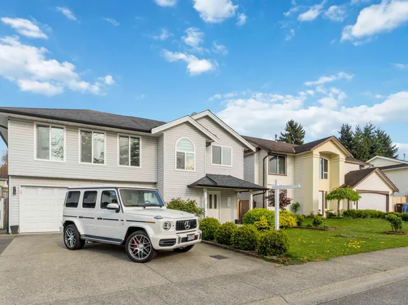 2706 Mitchell St, Abbotsford, BC V2T 5G4