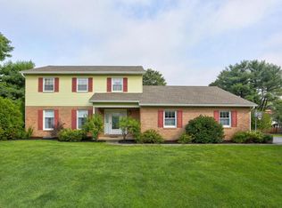 437 Dolly Dr, Lancaster, PA