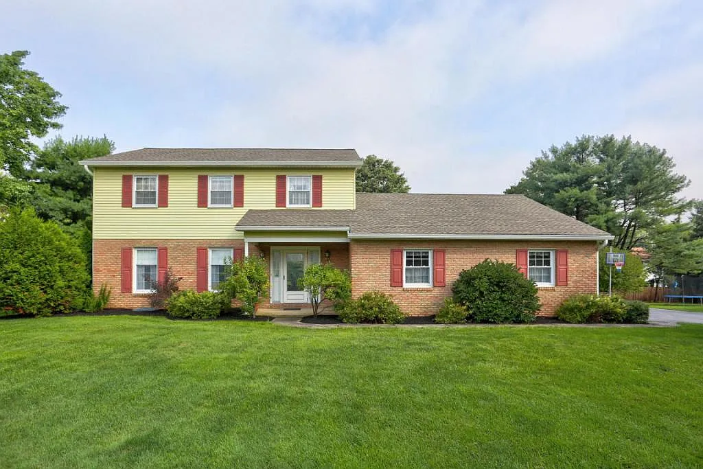 437 Dolly Dr photo 1