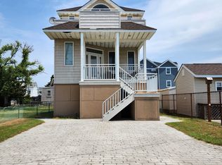207 W 9th Ave, North Wildwood, NJ 08260